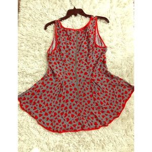 Flowy peplum heart top